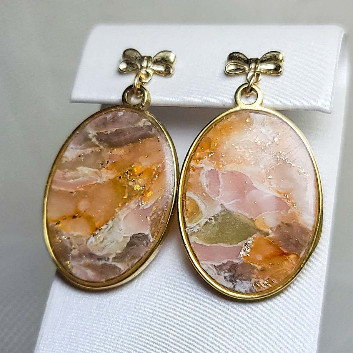 Gilded Gem Muse Dangle Earrings
