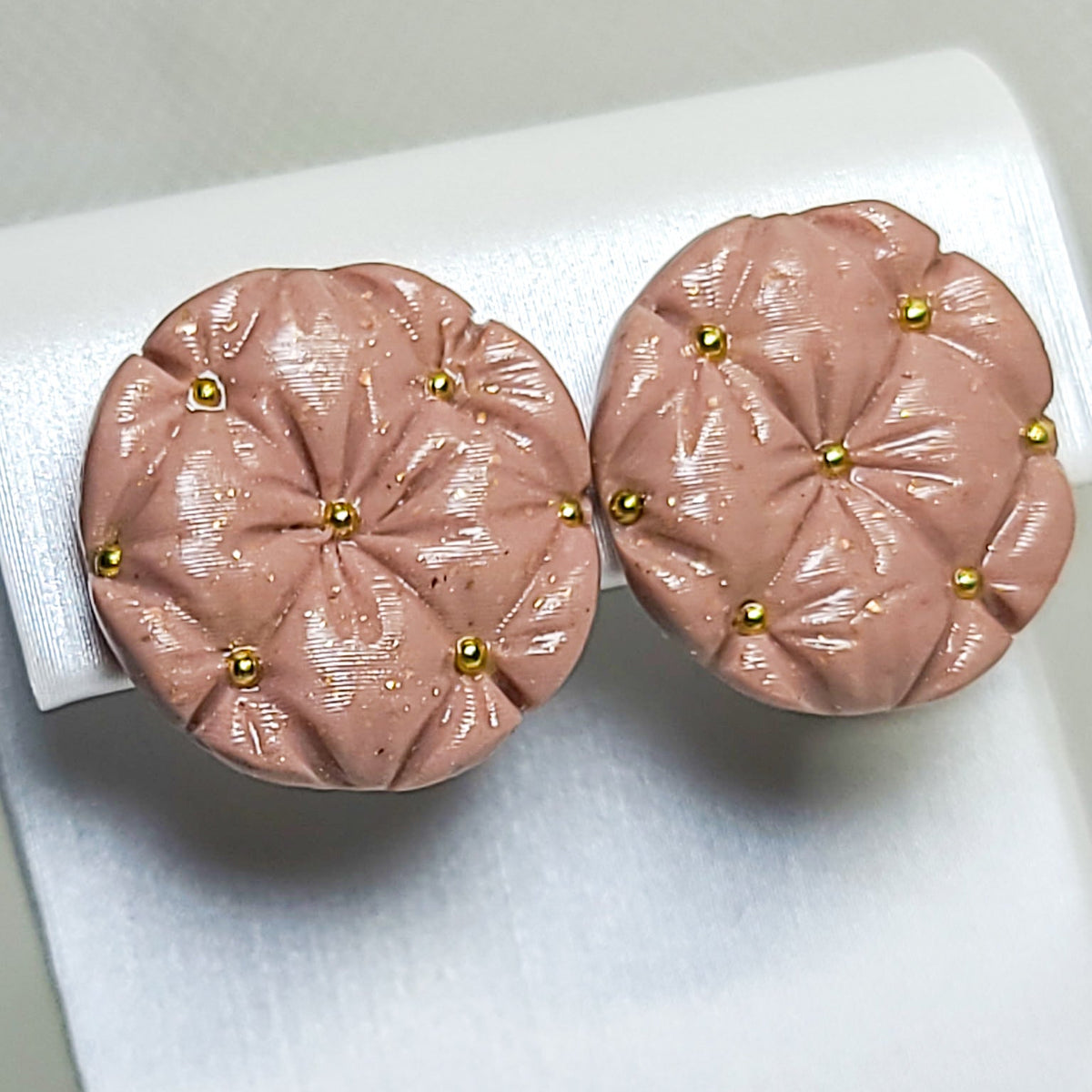 Matelassé Stud Earrings