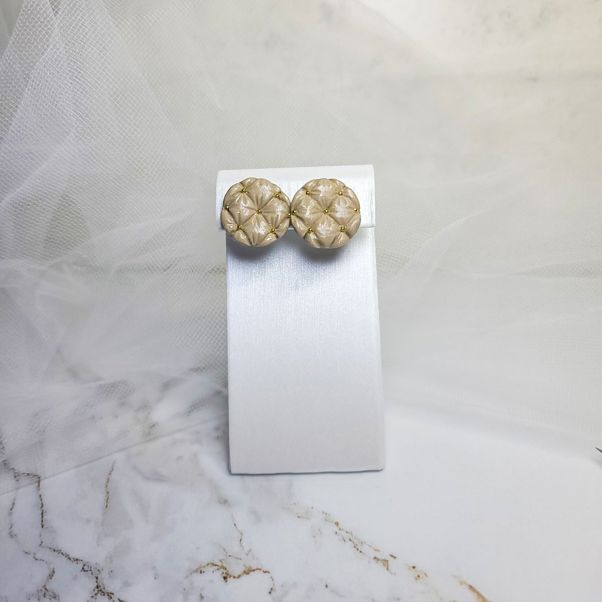 Matelassé Stud Earrings